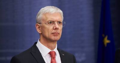 Премьер-министр призывает латвийцев ограничить социальные контакты из-за коронавируса