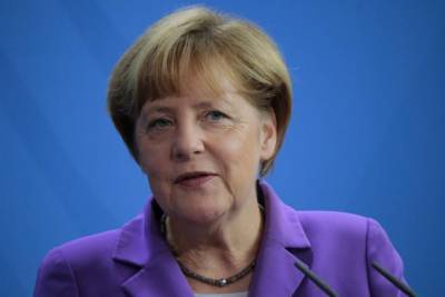 Ангела Меркель призвала граждан помочь сдержать пандемию