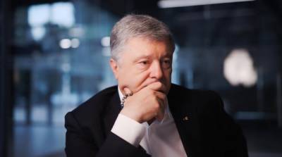"Они хотят переложить ответственность на народ": Порошенко прокомментировал "опрос" Зеленского