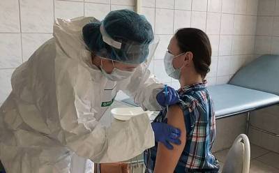 Как стать добровольцем на испытаниях вакцины от Covid-19, и что их ждет?