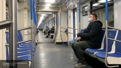 Пассажиров будут проверять на наличие масок и перчаток в метро Москвы