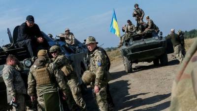 Боевики Киева продолжают размещать тяжелую технику в Донбассе