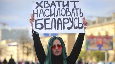 Минск: метро открылось, вернулась связь