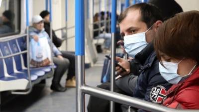 Нарушителей масочного режима будут ловить даже в вагонах московского метро