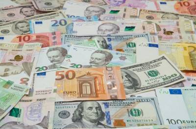 Курс валют на 19.10.2020: НБУ вновь ослабляет гривну