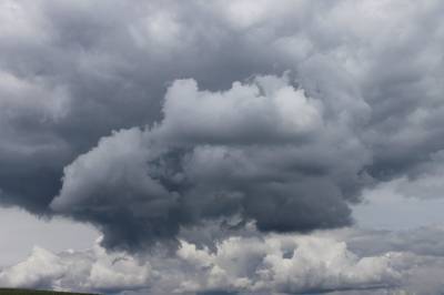 Ливни, грозы и сильный ветер: на Дону объявили штормовое предупреждение