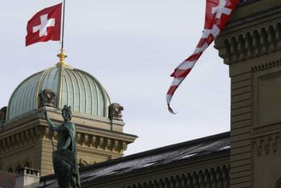 Швейцарское правительство усиливает карантин