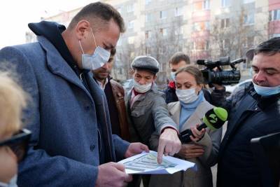 Андрей Воронов - Мэр Нового Уренгоя, болевший COVID-19, выздоровел и вышел на работу - znak.com - Новый Уренгоя