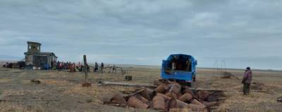 Экологическая акция на Чукотке: в тундре собрали 450 ржавых бочек