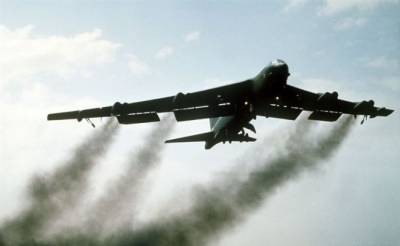 Полеты бомбардировщиков США превратят Украину в поле боя — депутат Рады