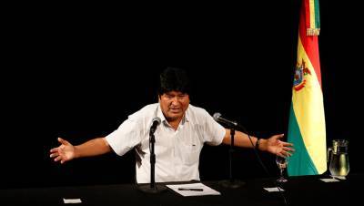 Exit poll: сторонник Моралеса лидирует на президентских выборах в Боливии