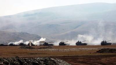 Азербайджан рано утром открыл артиллерийский огонь по Нагорному Карабаху
