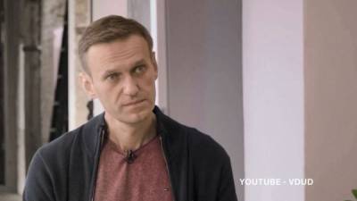 Навальный сожалеет, что Трамп до сих пор не осудил произошедшее с ним