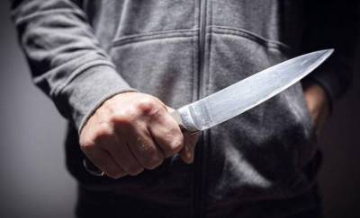 В Речицком районе пьяный мужчина бросился с ножом на собутыльника