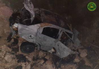 В Сурхандарье автомобиль на скорости вылетел в канал и загорелся. Погибла молодая семья, в том числе двое детей