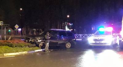 Куски валялись на дороге: авария убила водителя в Ярославле. Кадры