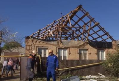 На Кировоградщине стихия рушила дома и с корнями вырывала деревья