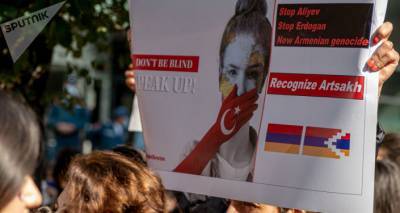 Не видите мужчин, услышьте женщин – жительницы Карабаха провели акцию у офиса ООН