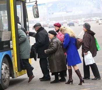 Жители областной столицы пожаловались мэру на городские автобусы