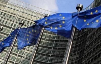 Страны ЕС призвали Еврокомиссию бороться с дезинформацией в отношении 5G