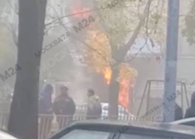 Пожар произошел на юго-западе Москвы