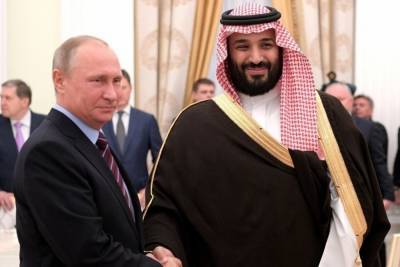 В Кремле объяснили частые переговоры Путина с саудовским принцем