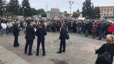 В Черкасской области люди протестуют против "красной" зоны карантина