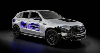 Mercedes-Benz показал «чучело» электромобиля EQC