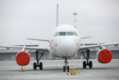 Власти не планируют ограничивать перелеты из Екатеринбурга