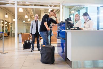Два украинских аэропорта перейдут на "цифру": Что это значит для туристов