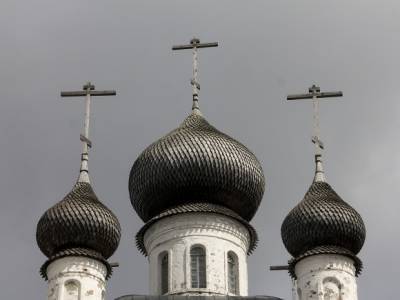 Патриарх Кирилл утвердил отлучение от церкви схимонаха Сергия