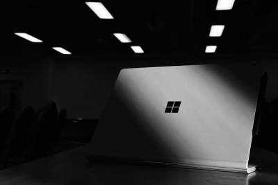 Ноутбук от Microsoft спас жизнь своему владельцу - Cursorinfo: главные новости Израиля