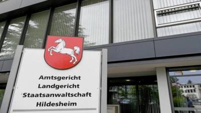 Нижняя Саксония: женщина напала с ножом на мужа – и на семь лет загремела в тюрьму