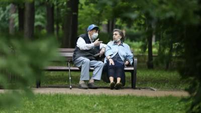 Собянин подписал закон об увеличении прожиточного минимума пенсионера