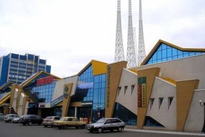 В Оренбурге закрыты четыре торговых центра