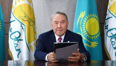 Назарбаев принял участие в голосовании праймериз Nur Otan