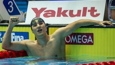 Капитана сборной Японии по плаванию уличили в супружеской неверности