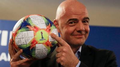 Глава ФИФА поблагодарил РФС за возобновление турниров во время пандемии