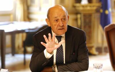 Франция предупредила об угрозе интернационализации конфликта в Карабахе