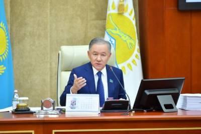 Минздрав Казахстана вновь обвиняют в невыплате ковид-компенсаций медикам