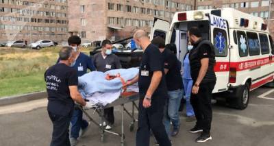 "Это был первый день в Карабахе": раненых журналистов Le Monde увезли во Францию. Видео