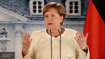 Меркель не видит военного решения конфликта в Нагорном Карабахе