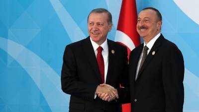 Турция заявила о готовности предоставить Азербайджану военную помощь