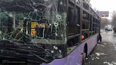 Микроавтобус с журналистами попал под артобстрел в Нагорном Карабахе