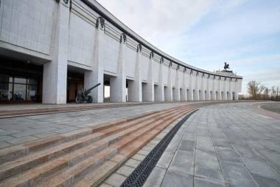 Музей Победы сократит время работы открытых площадок с 3 октября