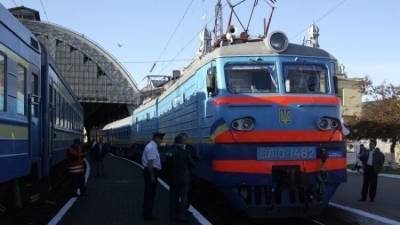 Украинской железной дороге задолжали более $5 млн за перевозку льготников