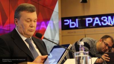 Януковича приговорили на 13 лет за госизмену