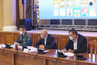 Всероссийская штабная тренировка стала поводом для совещания в областной администрации