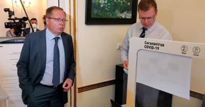 Посол РФ: Британия отказалась сотрудничать по вакцине от COVID