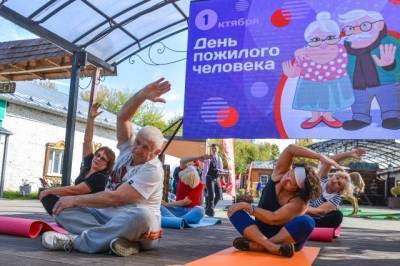 Святенко: Москва ведет масштабную работу по социальной адаптации пожилых